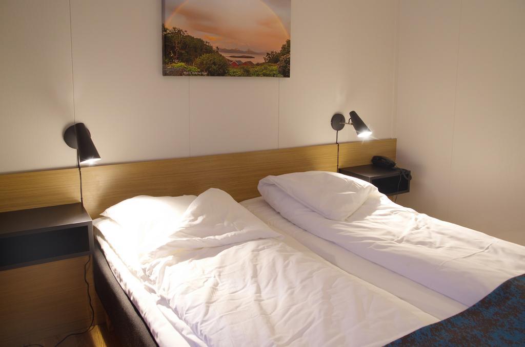 Hamaroy Hotel Innhavet Ngoại thất bức ảnh