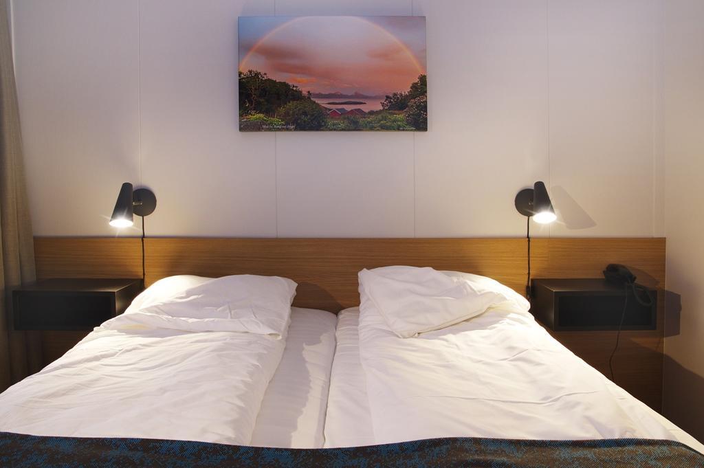 Hamaroy Hotel Innhavet Ngoại thất bức ảnh