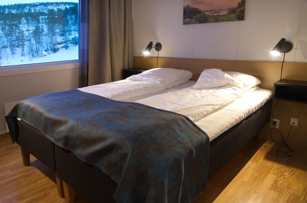 Hamaroy Hotel Innhavet Ngoại thất bức ảnh